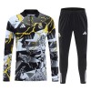 Real Madrid Marvel Sweatshirt Za Trening 2026-27 Četvrt-Zip Crna Real Madrid Marvel Sweatshirt Za Trening 2026-27 Četvrt-Zip Crna