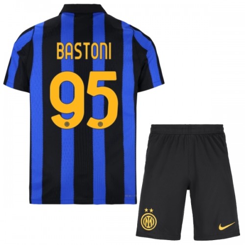 Dječji - Dresovi Komplet Inter Milan Bastoni 95 Domaći 2026-27 Dječji - Dresovi Komplet Inter Milan Bastoni 95 Domaći 2026-27