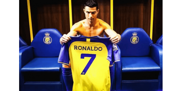 38-godišnji Ronaldo i dalje je najblistavija pojava u svjetskom nogometu 38-godišnji Ronaldo i dalje je najblistavija pojava u svjetskom nogometu
