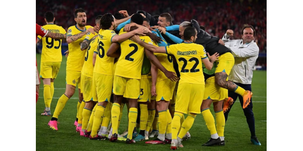 Inter Milano u gostima 2-0 Benfica Inter Milano u gostima 2-0 Benfica