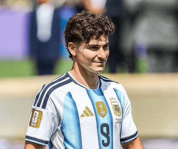 Juan Álvarez odbija Arsenalovu ponudu: Može li se ostvariti njegov san o Barceloni?